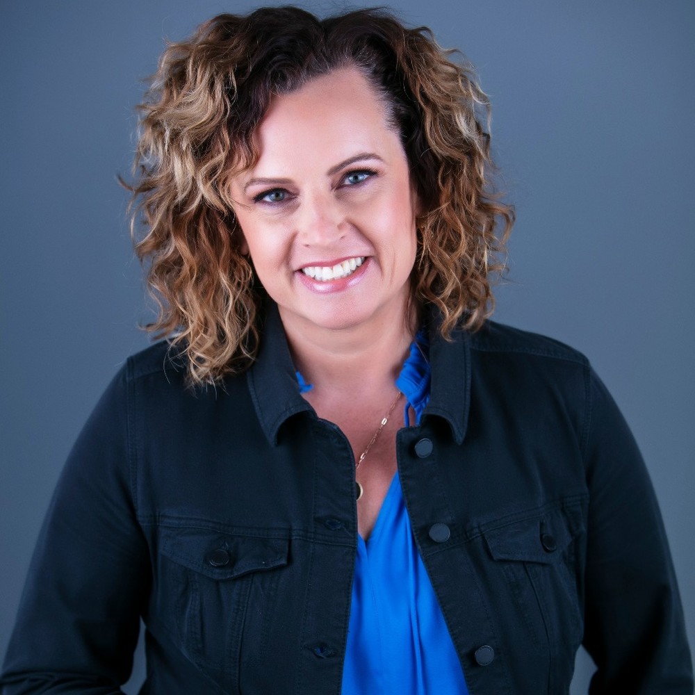 Meet your Posher, Carey